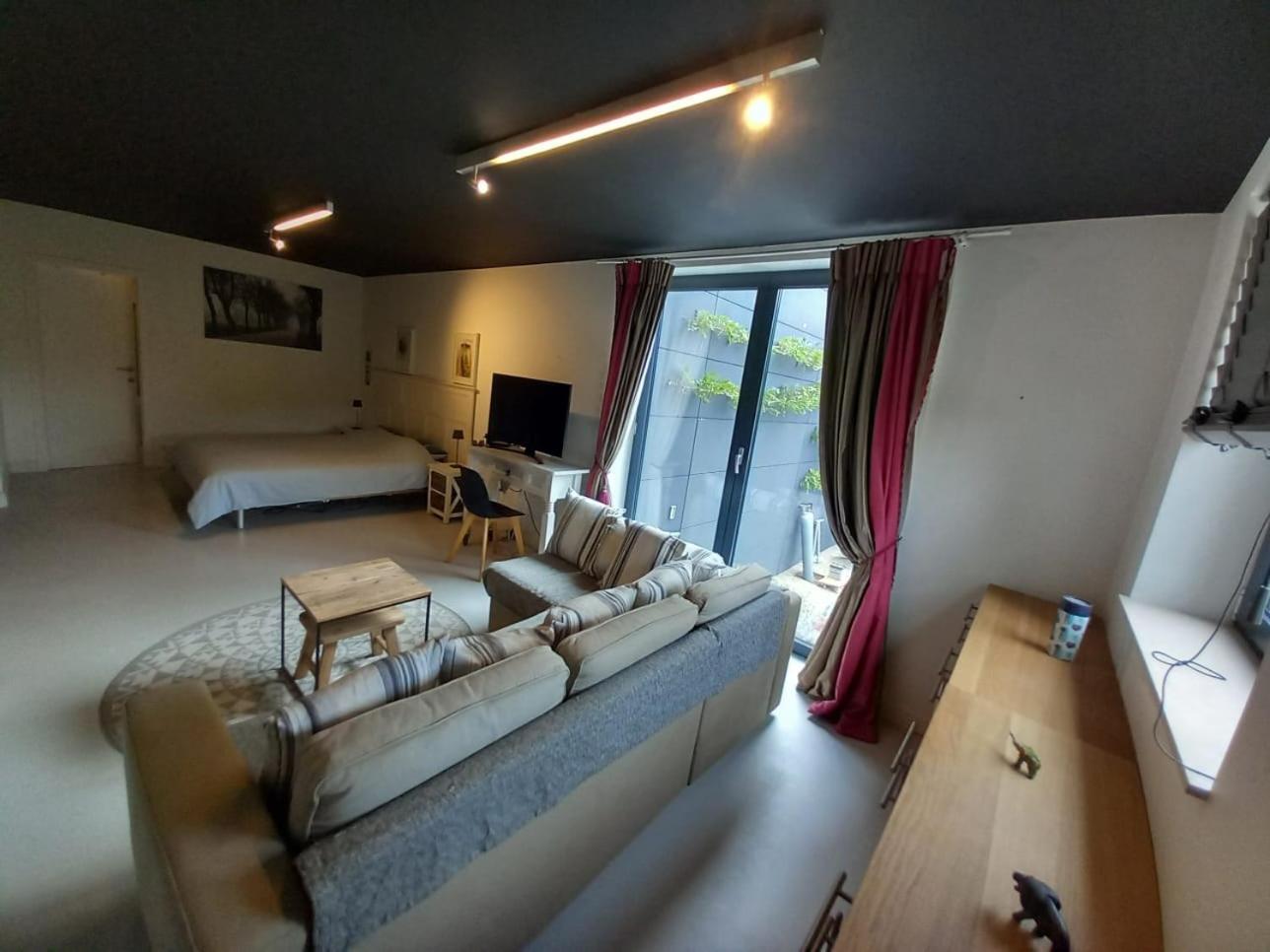 Chez Olivier Bed & Breakfast Wavre Exterior photo